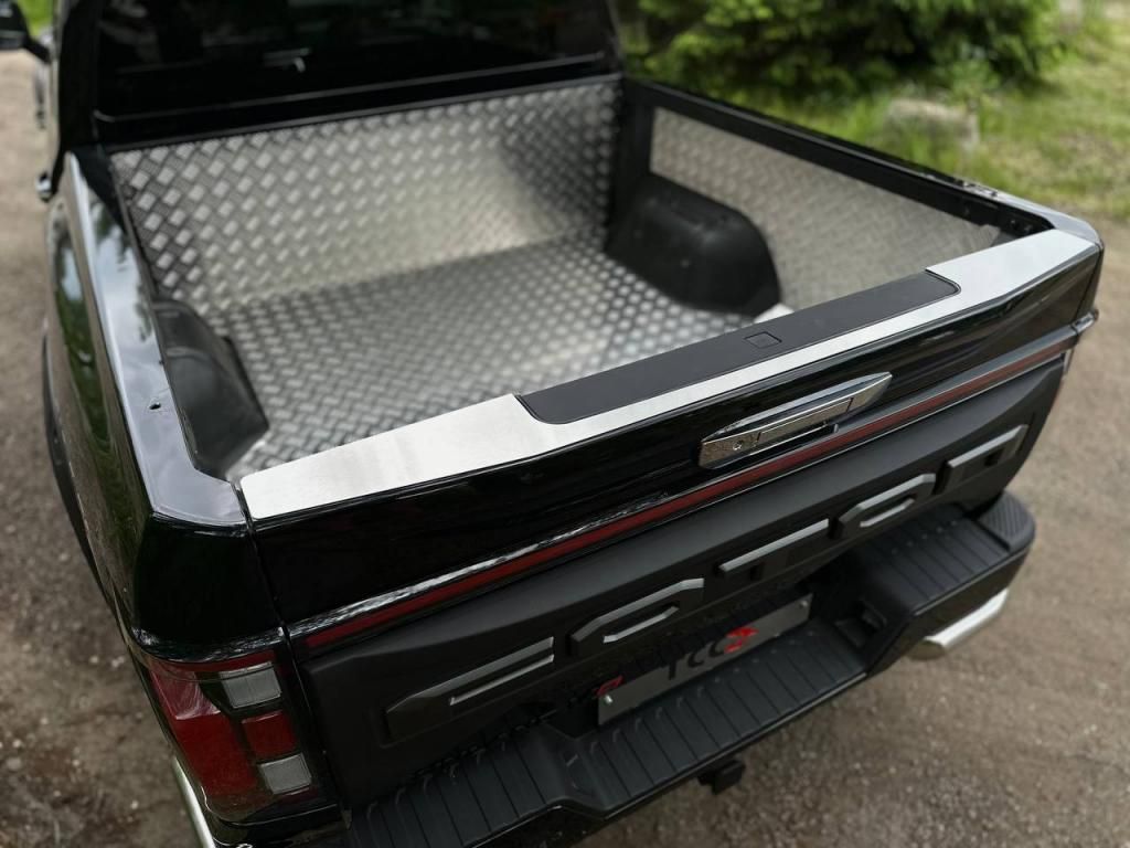 Защитный алюминиевый вкладыш в кузов автомобиля (комплект)